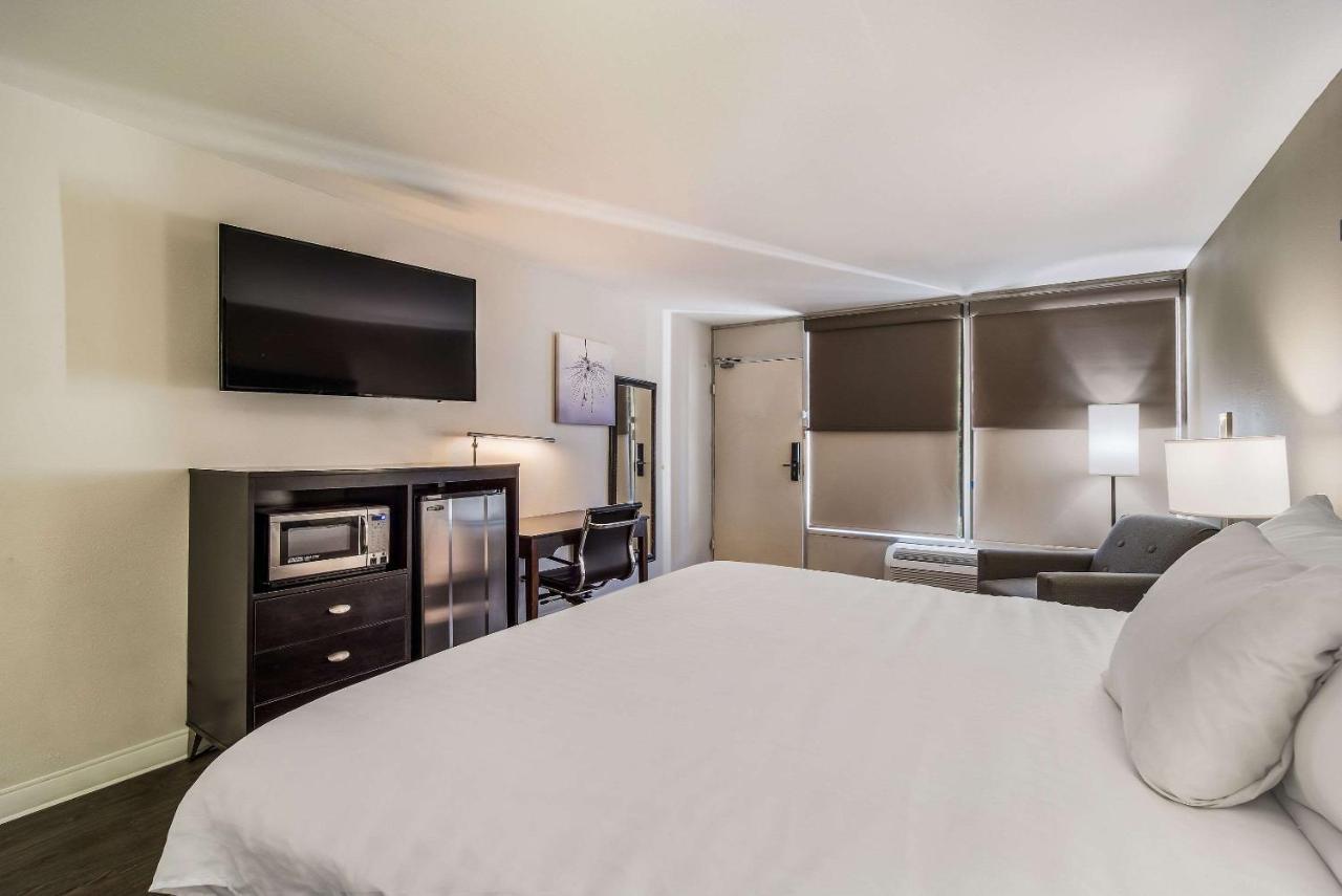 Clarion Inn & Suites フローレンス エクステリア 写真