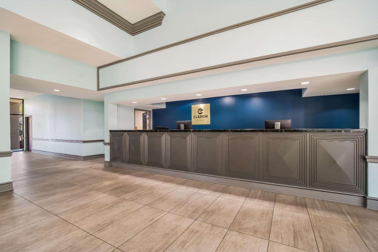 Clarion Inn & Suites フローレンス エクステリア 写真