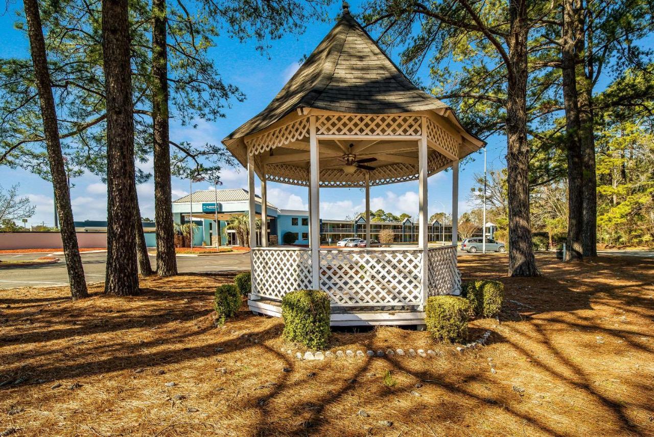 Clarion Inn & Suites フローレンス エクステリア 写真