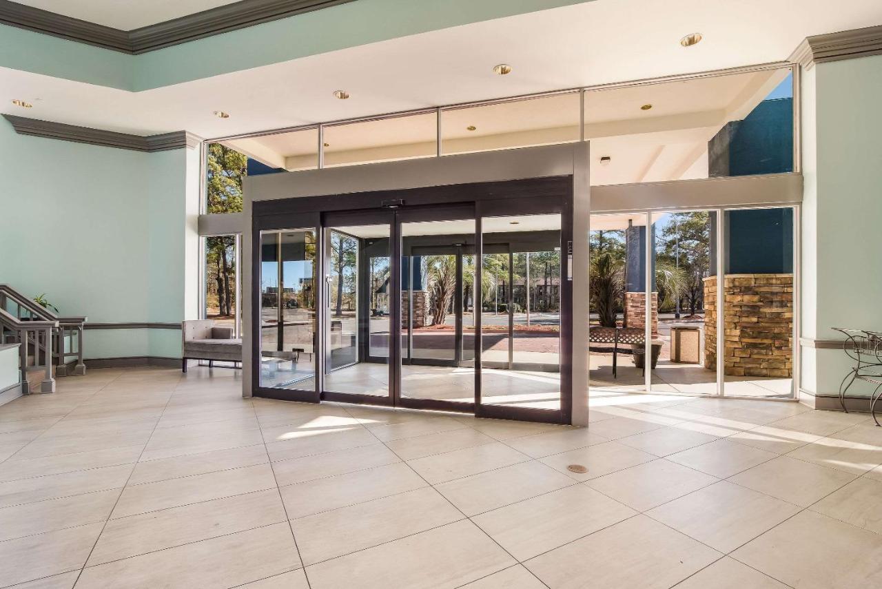 Clarion Inn & Suites フローレンス エクステリア 写真