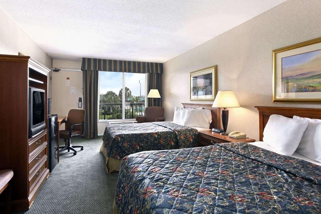 Clarion Inn & Suites フローレンス エクステリア 写真